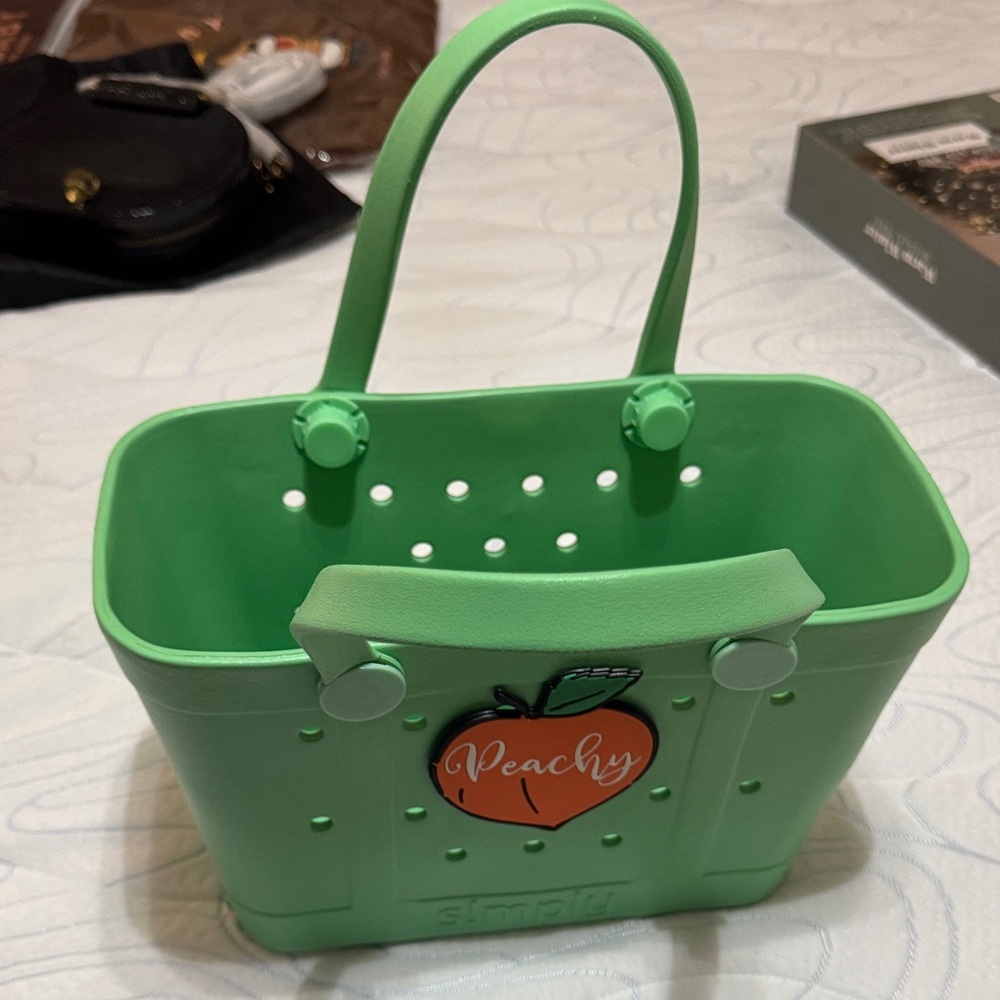 Simply Southern Green Tote with Peach Design - Picture 2 of 2